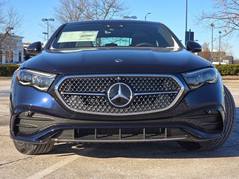 New 2026 Mercedes-Benz E 450 4MATIC Sedan image 12