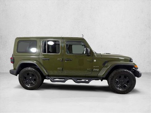 Used 2024 Jeep Wrangler Unlimited Sahara AWD/4WD image 2
