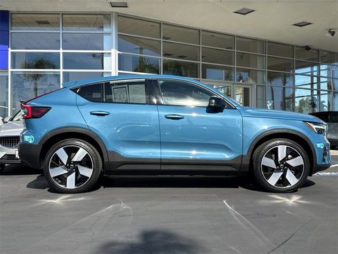 Certified 2023 Volvo C40 P8 Recharge Ultimate image 6