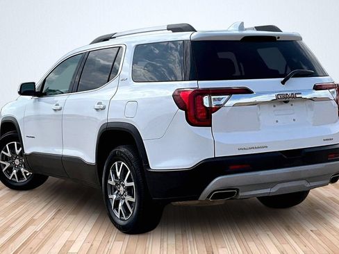 Used 2023 GMC Acadia SLT AWD/4WD image 10