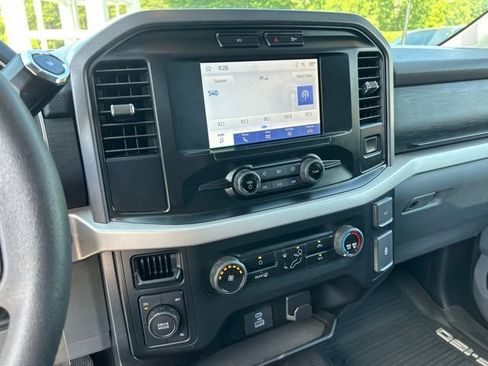 Used 2023 Ford F150 XLT AWD/4WD image 23