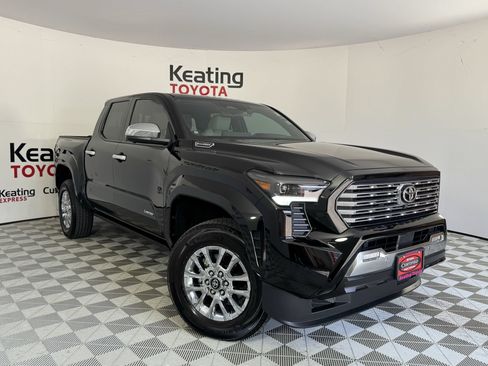 Certified 2025 Toyota Tacoma Limited AWD/4WD image 3