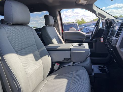Used 2016 Ford F150 XLT w/ Equipment Group 302A Luxury AWD/4WD image 33