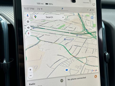 New 2026 Volvo EX30 Cross Country Ultra image 16