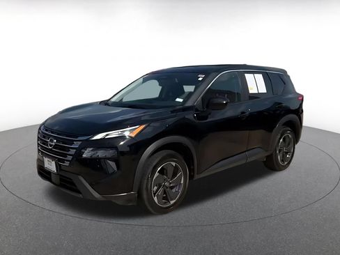 Used 2025 Nissan Rogue SV FWD image 7