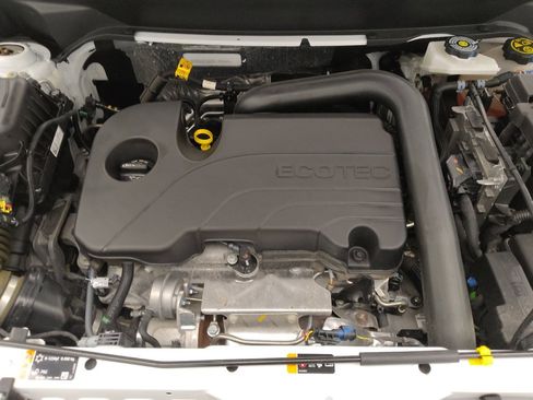 Used 2024 Chevrolet Equinox LT image 30