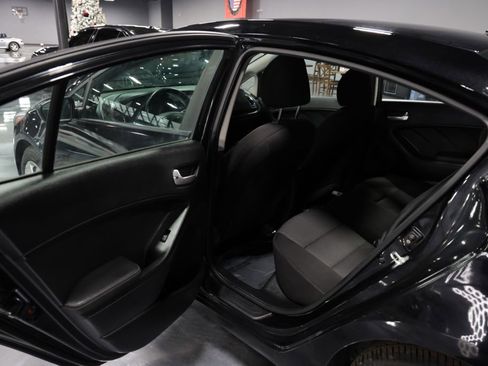 Used 2018 Kia Forte LX FWD image 15