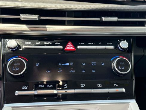 Used 2024 Hyundai Santa Fe SEL FWD image 27