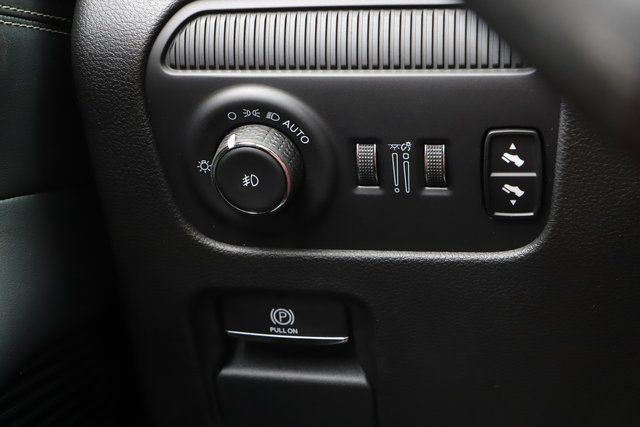 Used 2024 Jeep Grand Wagoneer L 4WD w/ Convenience Group III image 50