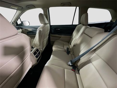 Used 2018 Honda Pilot EX-L image 24