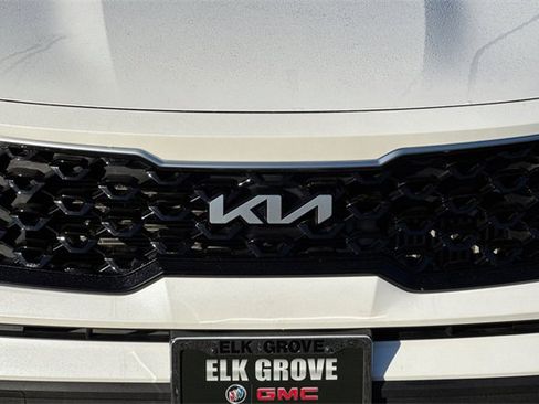 Used 2022 Kia Sorento S image 49