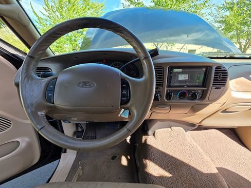 Used 2001 Ford F150 Lariat AWD/4WD image 41