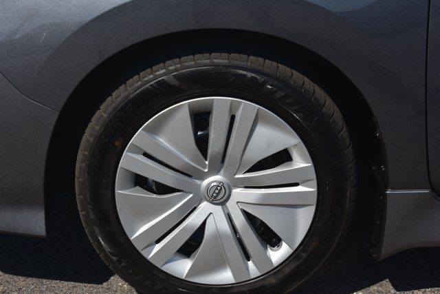 Used 2025 Nissan Leaf S FWD image 10