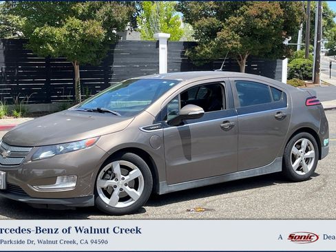 Used 2014 Chevrolet Volt Premium w/ Premium Trim Package FWD image 1