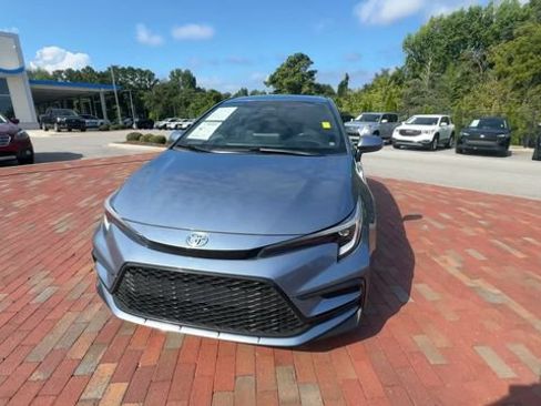 Used 2024 Toyota Corolla SE FWD image 6