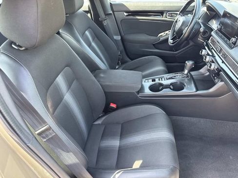 Used 2025 Honda Civic Sport image 33