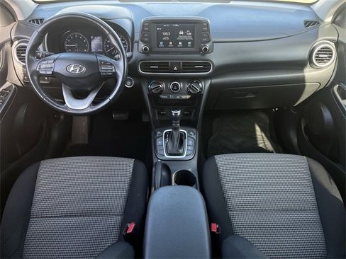 Used 2018 Hyundai Kona SEL image 11