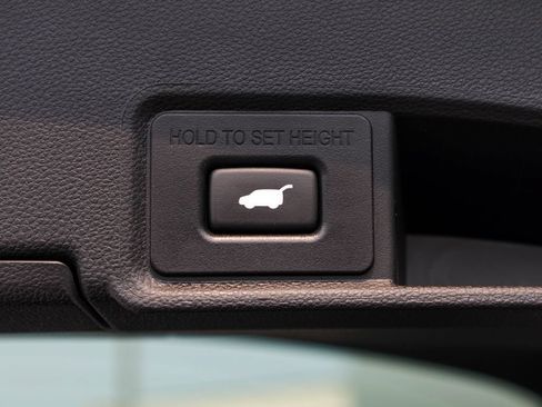 Certified 2025 Acura RDX SH-AWD w/ Technology Package image 46