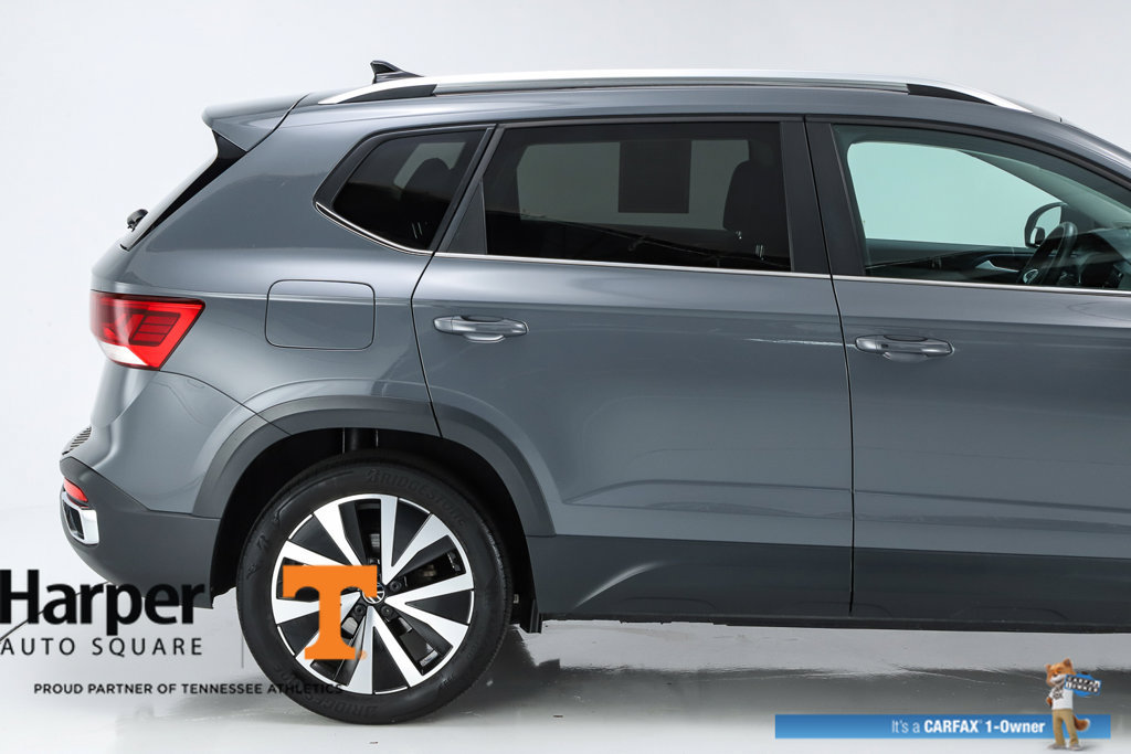 Used 2023 Volkswagen Taos SE w/ Panoramic Sunroof Package AWD/4WD image 48