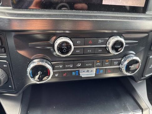 Used 2025 Ford F250 Lariat w/ Chrome Package AWD/4WD image 21