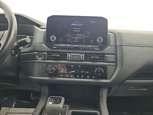 Used 2024 Nissan Pathfinder S w/ Cargo Package FWD image 17