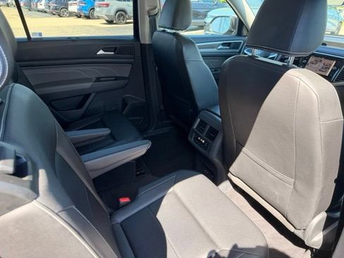 Certified 2023 Volkswagen Atlas SEL AWD/4WD image 18