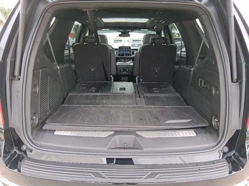 Used 2023 Chevrolet Tahoe Premier image 6