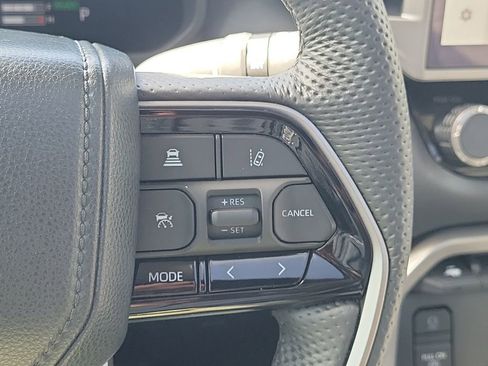 Certified 2024 Toyota Sequoia Limited w/ Tow Technology Package image 34