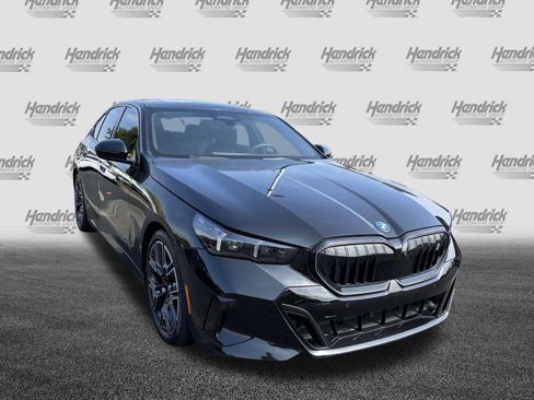 Used 2024 BMW i5 eDrive40i w/ M Sport Package RWD image 2
