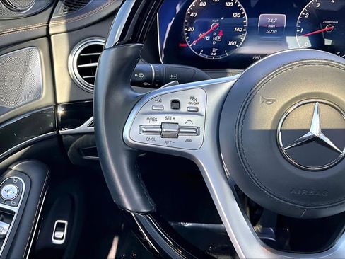 Used 2020 Mercedes-Benz Maybach S 650 image 23