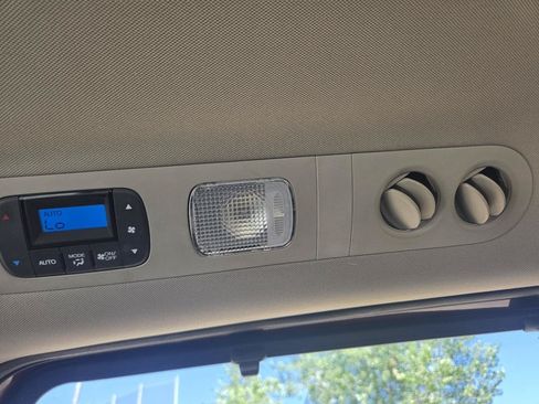 Used 2012 Honda Odyssey Touring image 21
