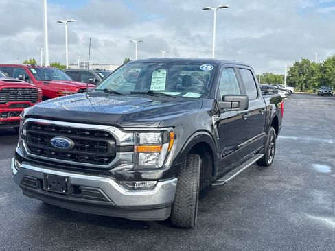 Used 2023 Ford F150 XLT image 7