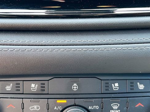 Used 2021 Dodge Durango Citadel w/ Premium Entertainment Group RWD image 27