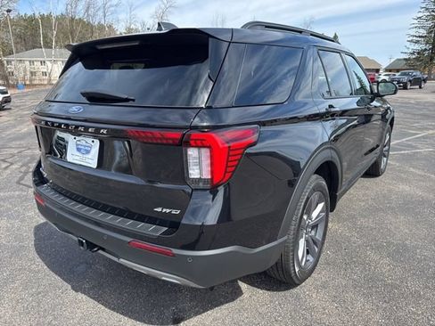 New 2026 Ford Explorer Active w/ Active Comfort Package AWD/4WD image 9