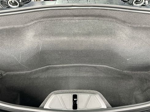 Used 2025 Chevrolet Corvette Stingray Coupe w/ 1LT image 22