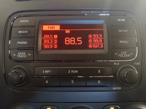 Used 2015 Kia Forte LX FWD image 25
