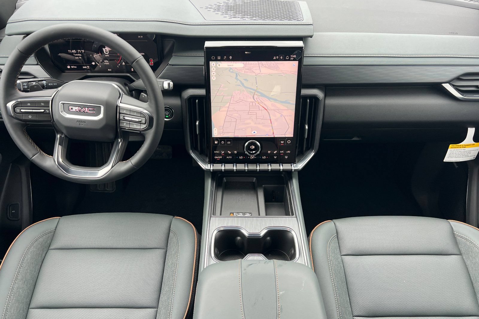 New 2026 GMC Acadia AT4 w/ Luxury Package AWD/4WD image 10