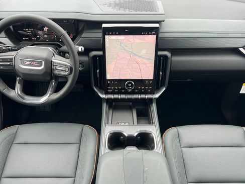 New 2026 GMC Acadia AT4 w/ Luxury Package AWD/4WD image 10