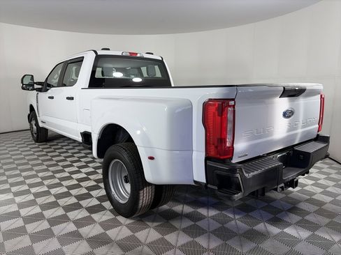 Used 2023 Ford F350 XL image 5