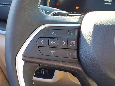 New 2025 Jeep Grand Cherokee L Limited image 26