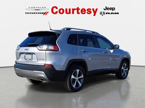 Used 2020 Jeep Cherokee Limited image 5