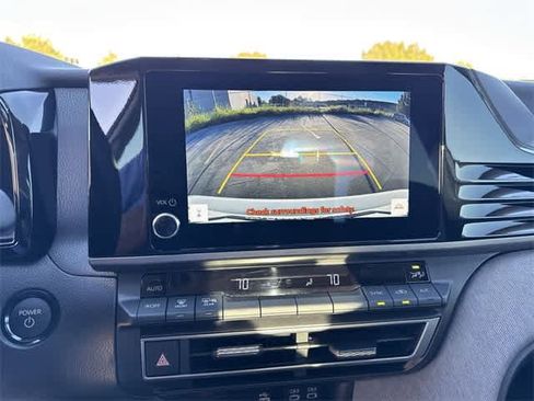 Used 2026 Toyota Camry LE w/ Convenience Package image 20