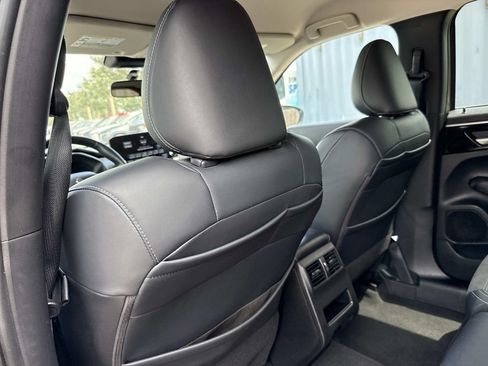 Used 2024 Mitsubishi Outlander SE FWD image 13