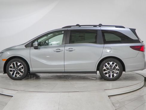 New 2026 Honda Odyssey EX-L image 5