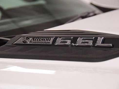 Used 2024 Chevrolet Silverado 2500 LT image 12