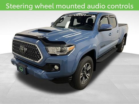 Used 2019 Toyota Tacoma TRD Sport AWD/4WD image 10