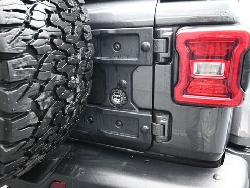 Used 2020 Jeep Wrangler Unlimited Rubicon w/ Steel Bumper Group image 9