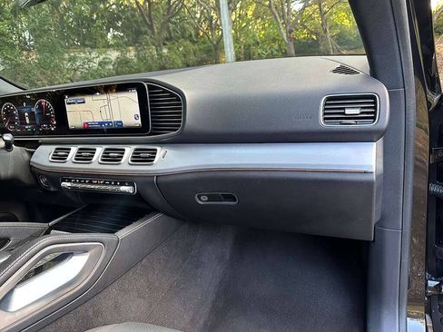 Used 2024 Mercedes-Benz GLE 450e 4MATIC image 21