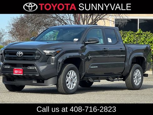 Used 2026 Toyota Tacoma SR5 AWD/4WD image 2