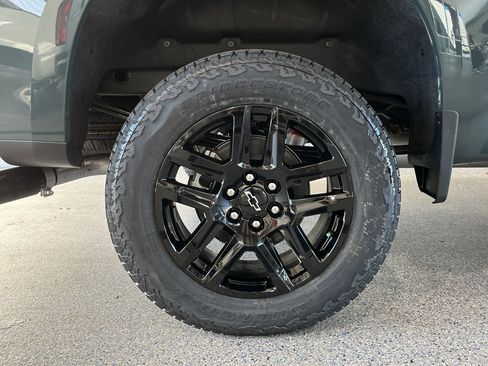 New 2026 Chevrolet Silverado 1500 Custom Trail Boss w/ Turbomax Blackout Package image 30